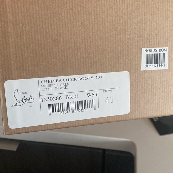 Christian Louboutin Chelsea chick bootie - Picture 7 of 7